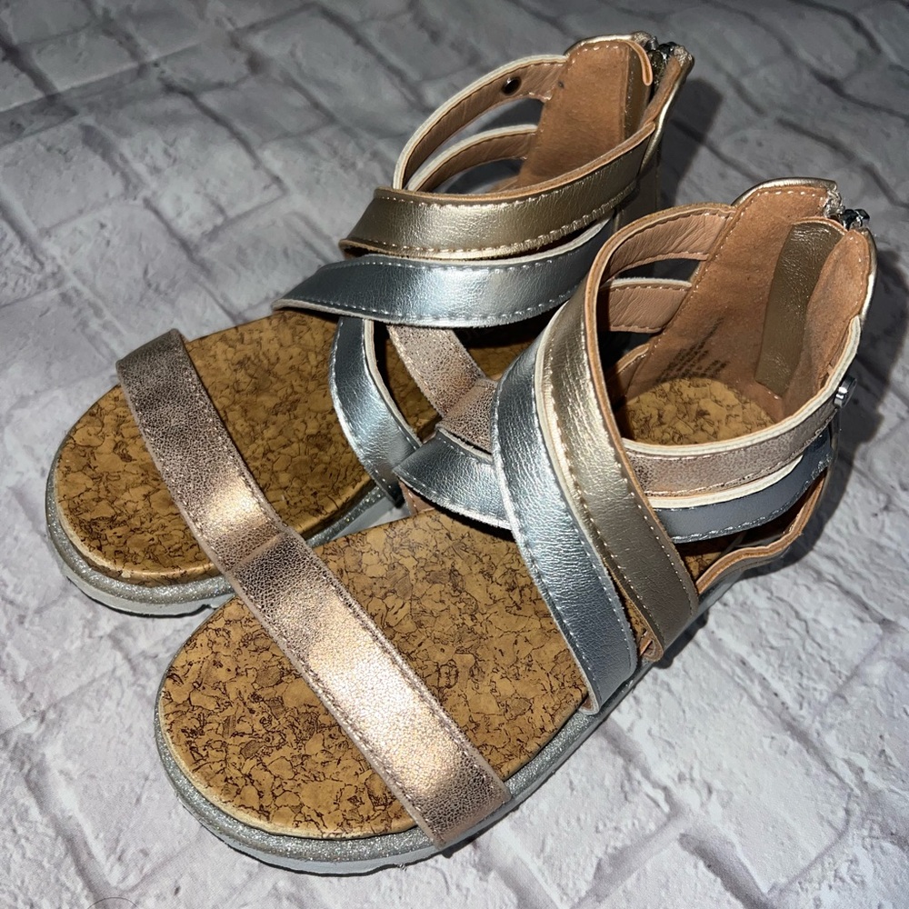 Kenneth Cole Reaction Toddler Girls Sandals - Size 11